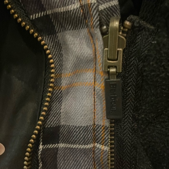 Barbour coat with insulated vest - Picture 2 of 5